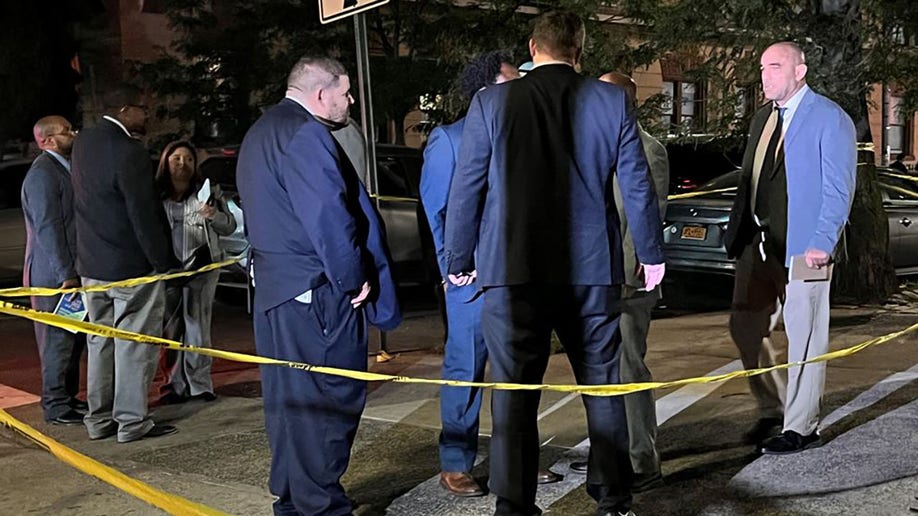 NYPD Investigating Harassment Of Woman By Pro-Israel Mob: Details Emerge NYPD Investigating Harassment Of Woman By Pro-Israel Mob: Details Emerge