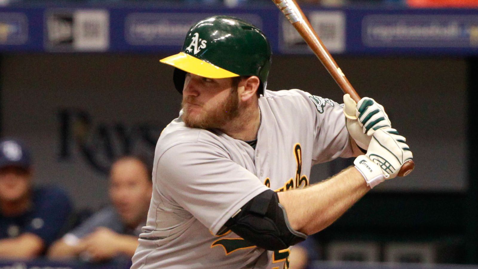 Oakland Athletics: Muncy Added To Roster, Second Base Start Oakland Athletics: Muncy Added To Roster, Second Base Start