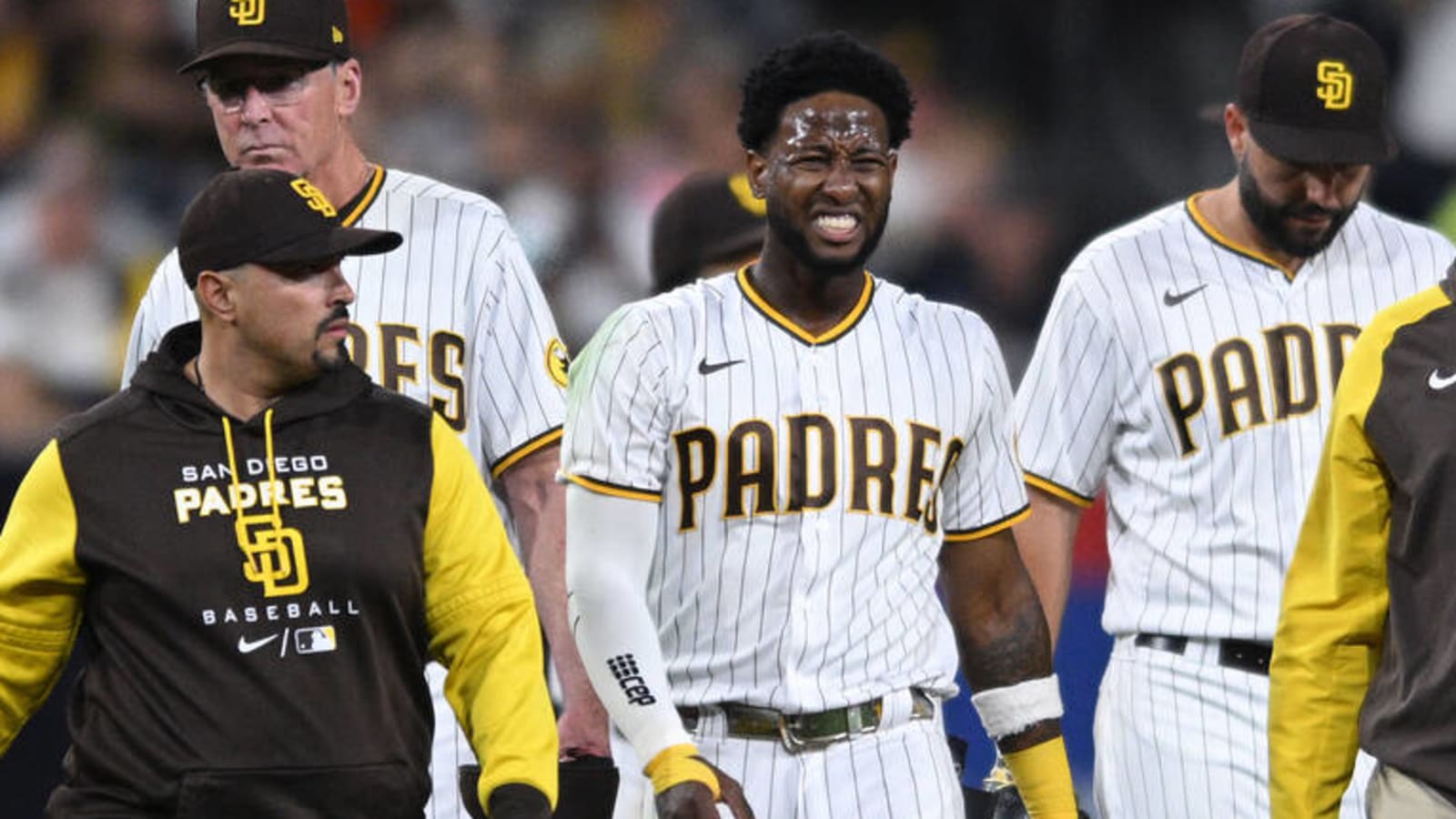 Padres Place Luis Arraez On 7-Day Concussion IL After Collision Padres Place Luis Arraez On 7-Day Concussion IL After Collision