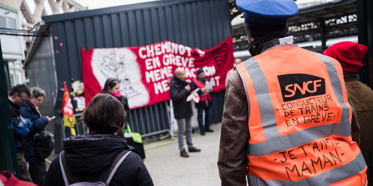 Pagaille À La SNCF : Le Discours Du Ministre Face À La Menace De Grève Pagaille À La SNCF : Le Discours Du Ministre Face À La Menace De Grève