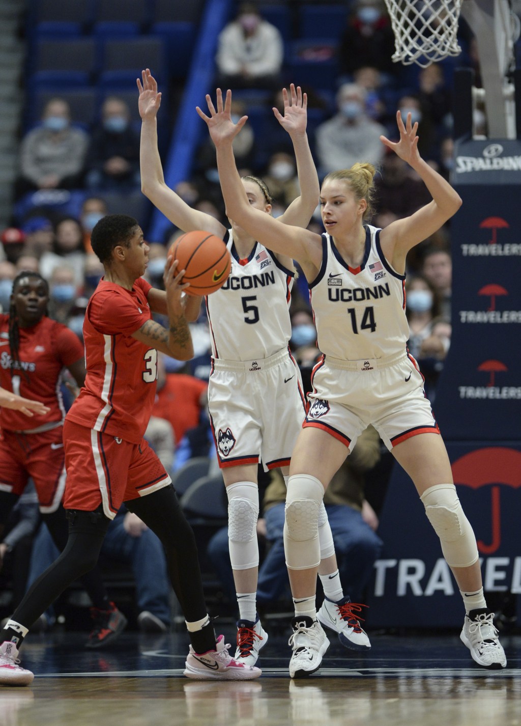 Paige Bueckers: A Husky Of Honor - Dom Amore Paige Bueckers: A Husky Of Honor - Dom Amore