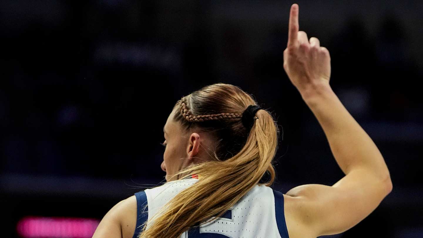 Paige Bueckers Challenges Mavericks Player To Wings Game Paige Bueckers Challenges Mavericks Player To Wings Game