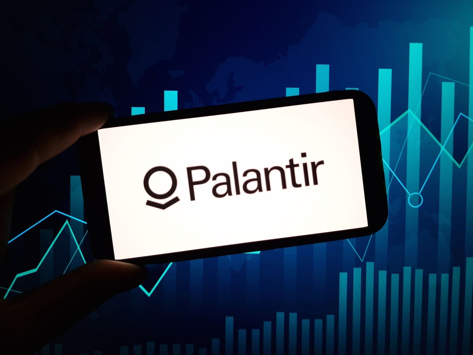 Palantir Stock: Up 40% In 2025? Is It Too Late To Invest? Palantir Stock: Up 40% In 2025? Is It Too Late To Invest?