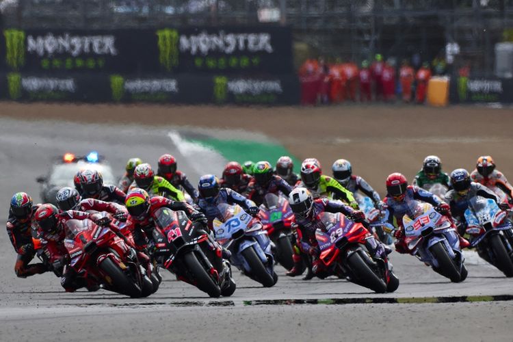 Panduan Lengkap: Jadwal & Informasi MotoGP Inggris Panduan Lengkap: Jadwal & Informasi MotoGP Inggris