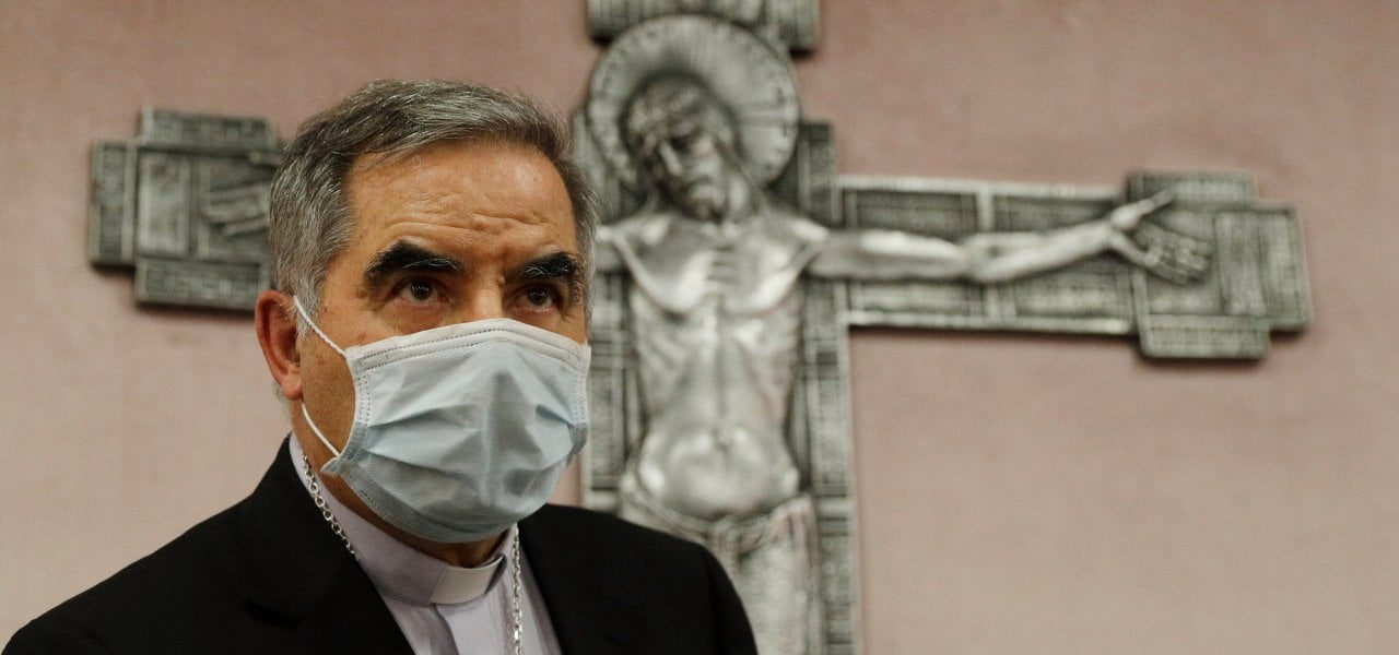 Papa Francesco E La Posizione Del Cardinale Becciu: Un Aggiornamento Papa Francesco E La Posizione Del Cardinale Becciu: Un Aggiornamento