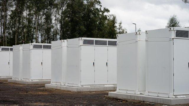 Parc De Batteries D'Eneco À Au Roeulx : Capacité, Impact Et Perspectives Pour L'avenir Énergétique Parc De Batteries D'Eneco À Au Roeulx : Capacité, Impact Et Perspectives Pour L'avenir Énergétique
