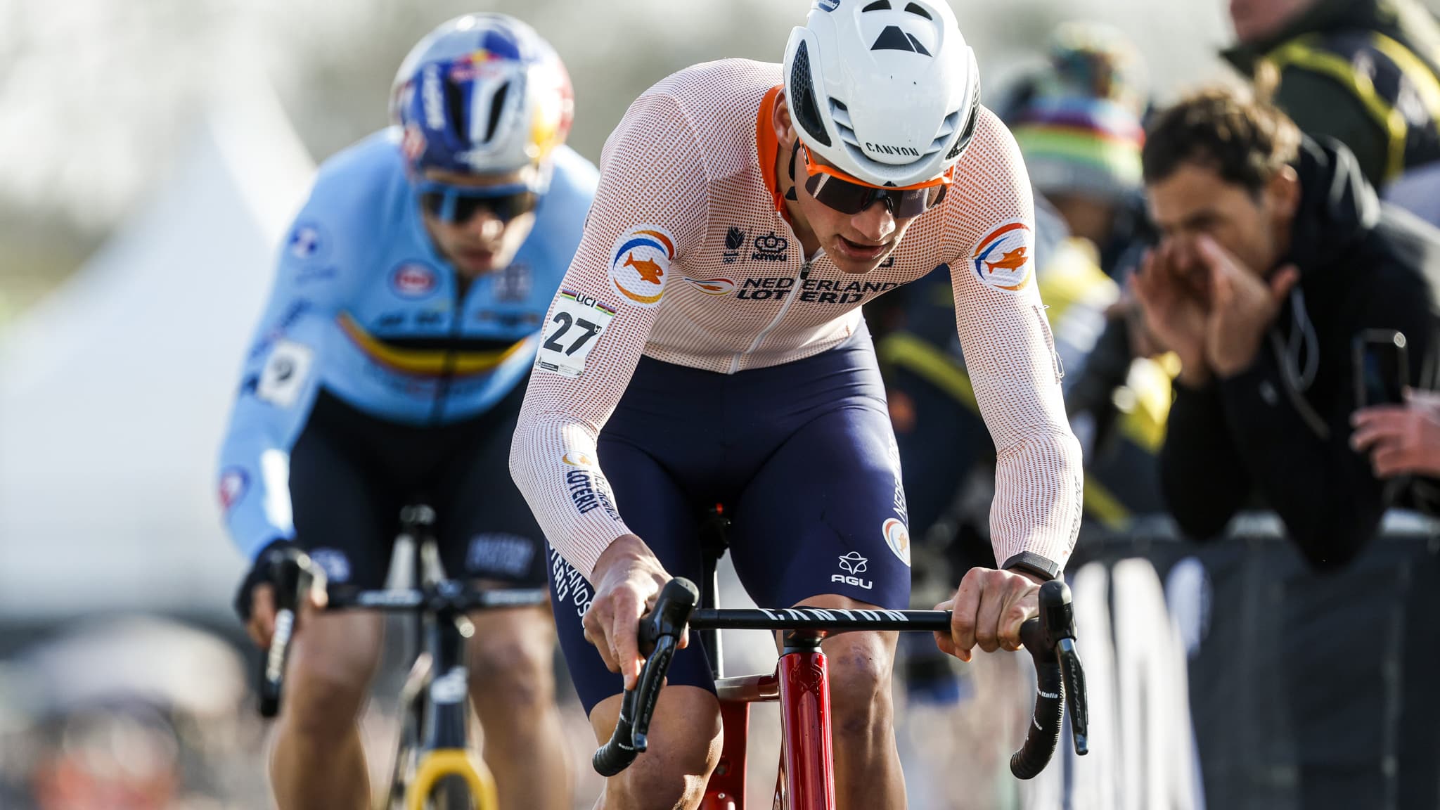 Paris-Roubaix Attack: Fan Turns Himself In After Throwing Bottle At Van Der Poel Paris-Roubaix Attack: Fan Turns Himself In After Throwing Bottle At Van Der Poel