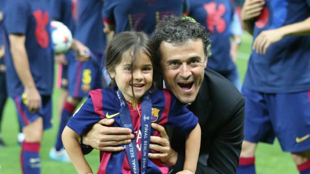 Paris Saint-Germain's Winning Formula: Luis Enrique's Strategic Approach Paris Saint-Germain's Winning Formula: Luis Enrique's Strategic Approach
