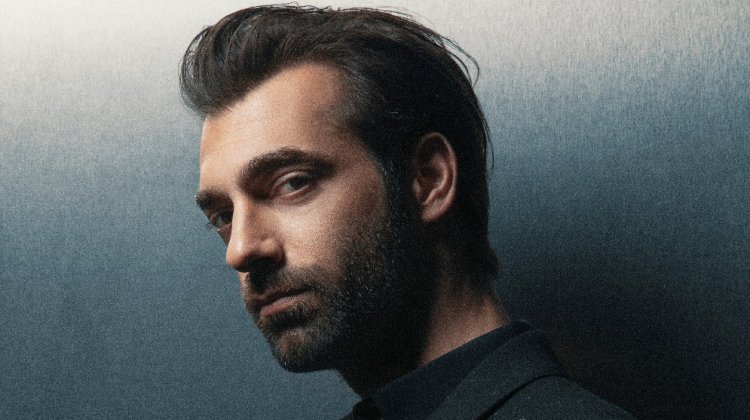 Patrik Švarceneger I Teret Prezimena: Iskustvo U Seriji White Lotus Patrik Švarceneger I Teret Prezimena: Iskustvo U Seriji White Lotus