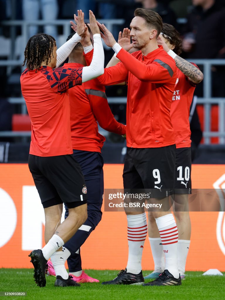 Perisic And De Jong Lead PSV To Eredivisie Title On Veteran's Day Perisic And De Jong Lead PSV To Eredivisie Title On Veteran's Day