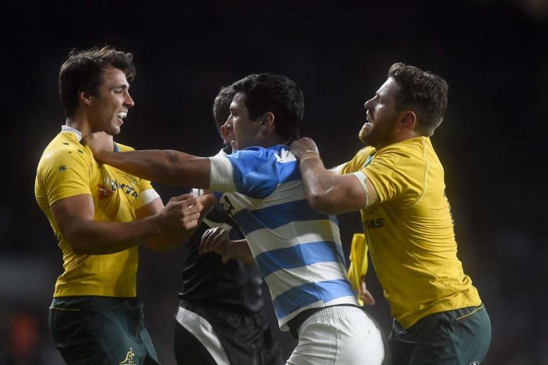 Phipps Challenges Australian Rugby's Hemispheric Supremacy Phipps Challenges Australian Rugby's Hemispheric Supremacy
