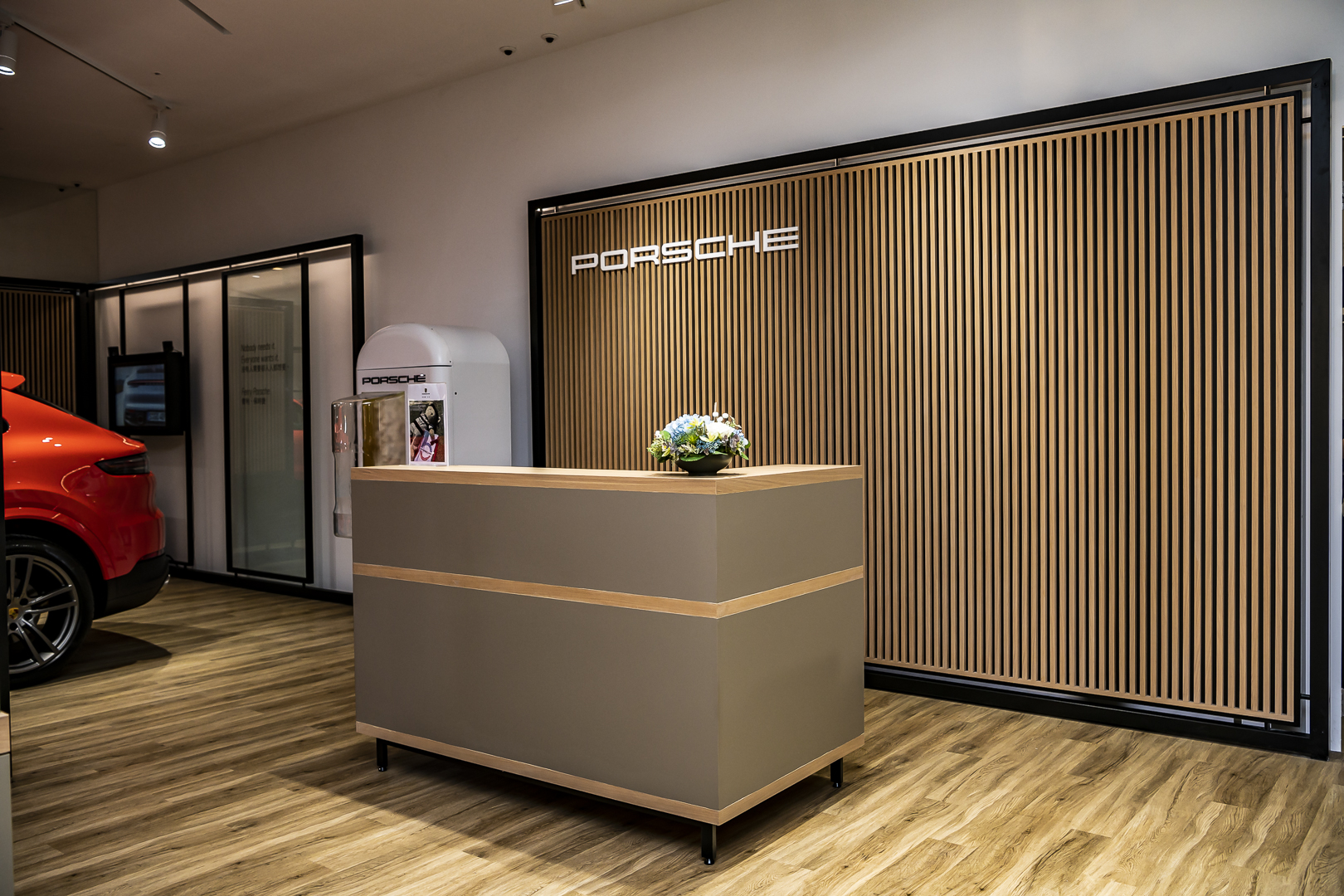 新北Porsche NOW概念店正式開幕:探索全新品牌體驗 新北Porsche NOW概念店正式開幕:探索全新品牌體驗