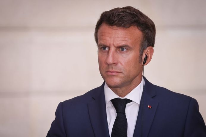 Présidentielle Cameroun 2032 : Macron, Référendum Et Stratégies Politiques Présidentielle Cameroun 2032 : Macron, Référendum Et Stratégies Politiques