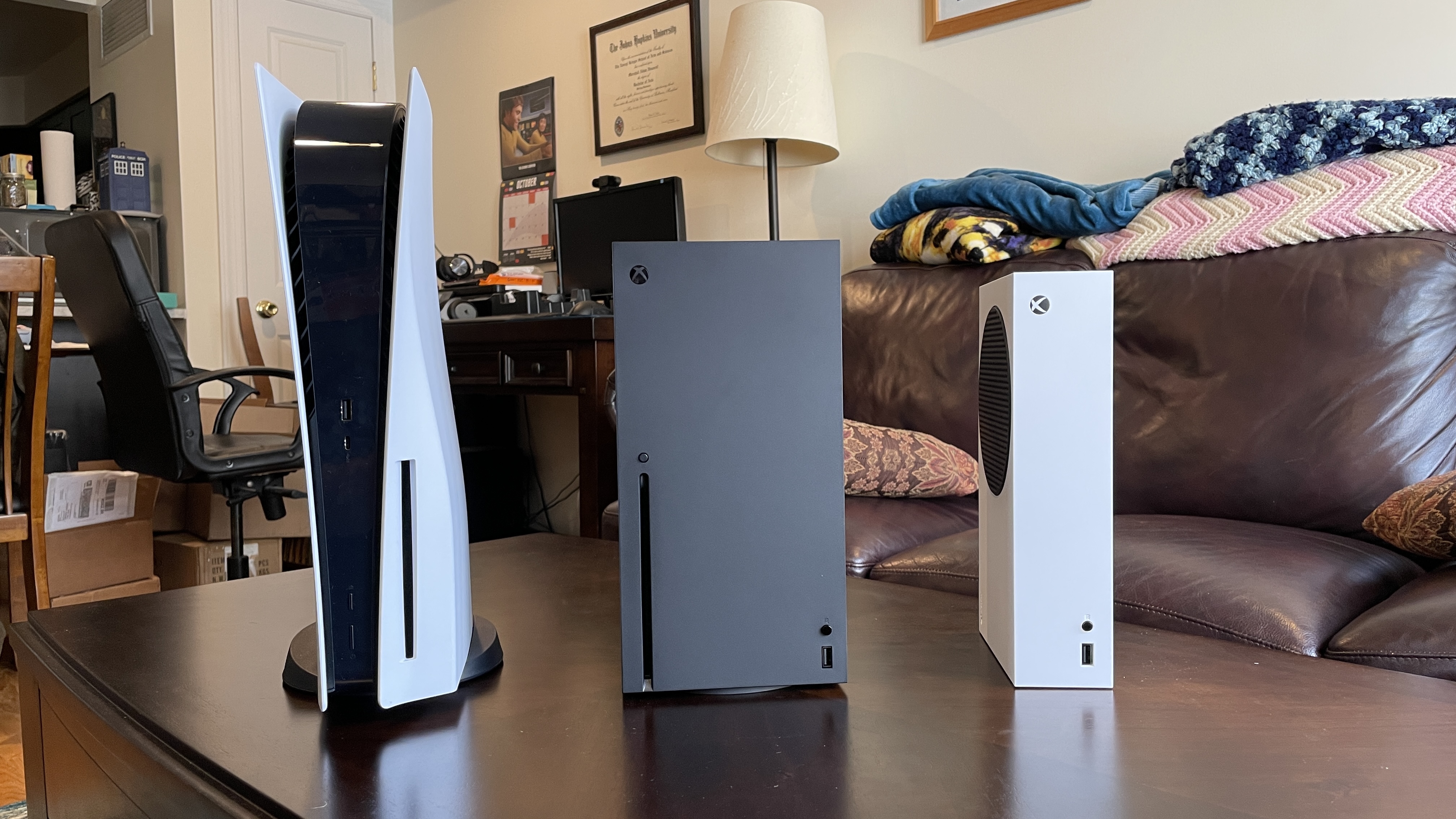 PS5 Or Xbox Series S: Understanding The Differences To Help You Decide PS5 Or Xbox Series S: Understanding The Differences To Help You Decide