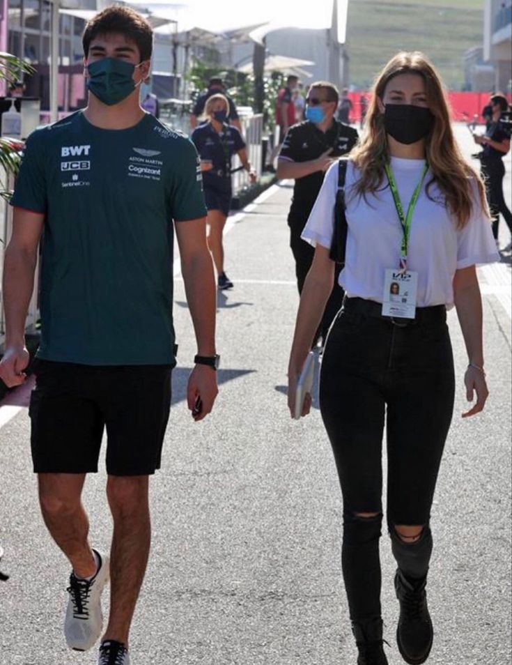 Racing To The Top Of Style: F1 Drivers' Fashion Influence Racing To The Top Of Style: F1 Drivers' Fashion Influence