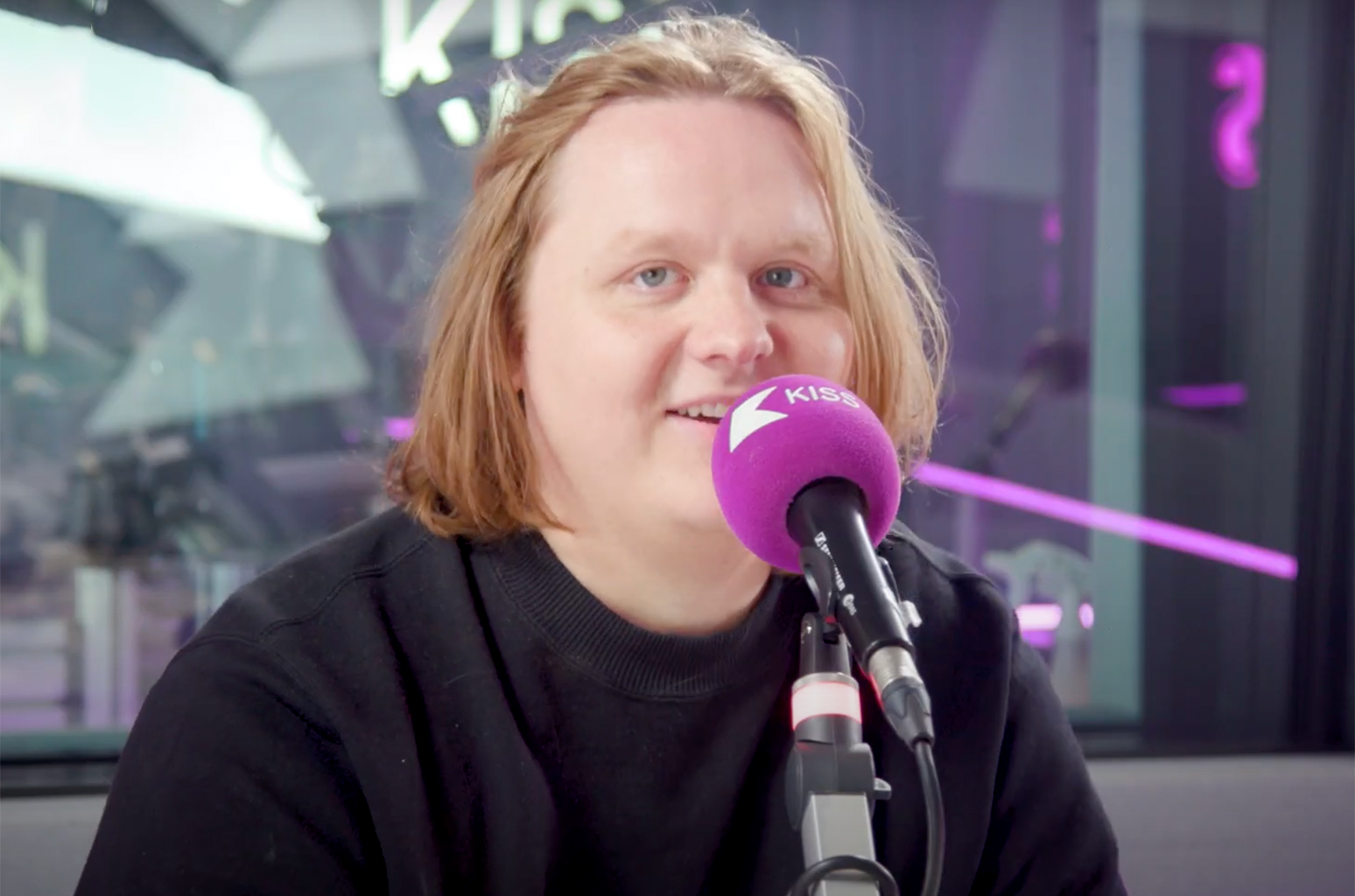 Rare Sighting: Lewis Capaldi Amidst Return To Music Rumors Rare Sighting: Lewis Capaldi Amidst Return To Music Rumors