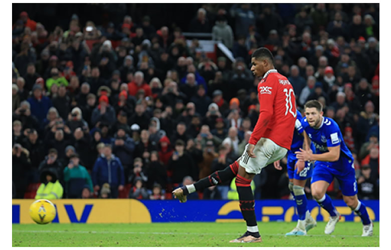 Rashford's Two Goals Secure Manchester United's FA Cup Win Over Aston Villa Rashford's Two Goals Secure Manchester United's FA Cup Win Over Aston Villa