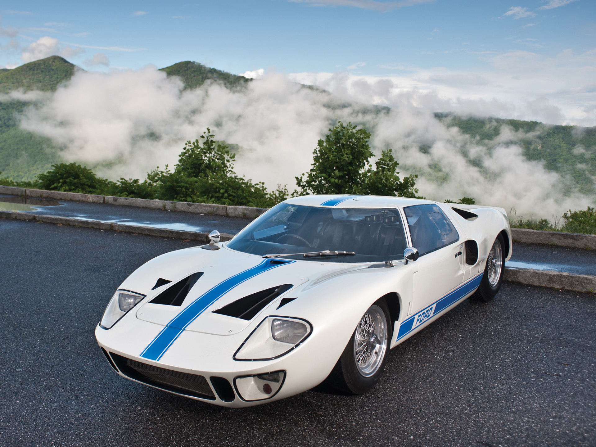 Reborn: Lynx's Restoration Of A Classic Ford GT Reborn: Lynx's Restoration Of A Classic Ford GT