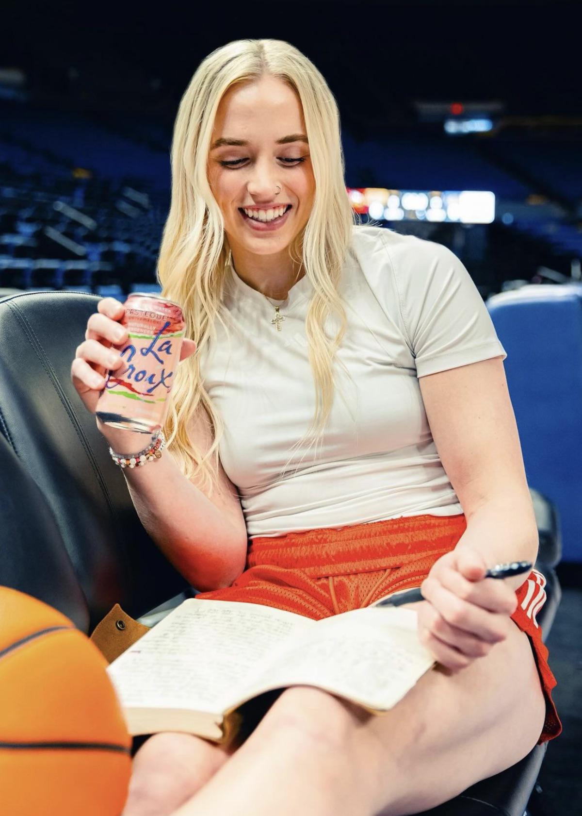 Reese's Wisdom: Advice For Van Lith's WNBA Debut Reese's Wisdom: Advice For Van Lith's WNBA Debut
