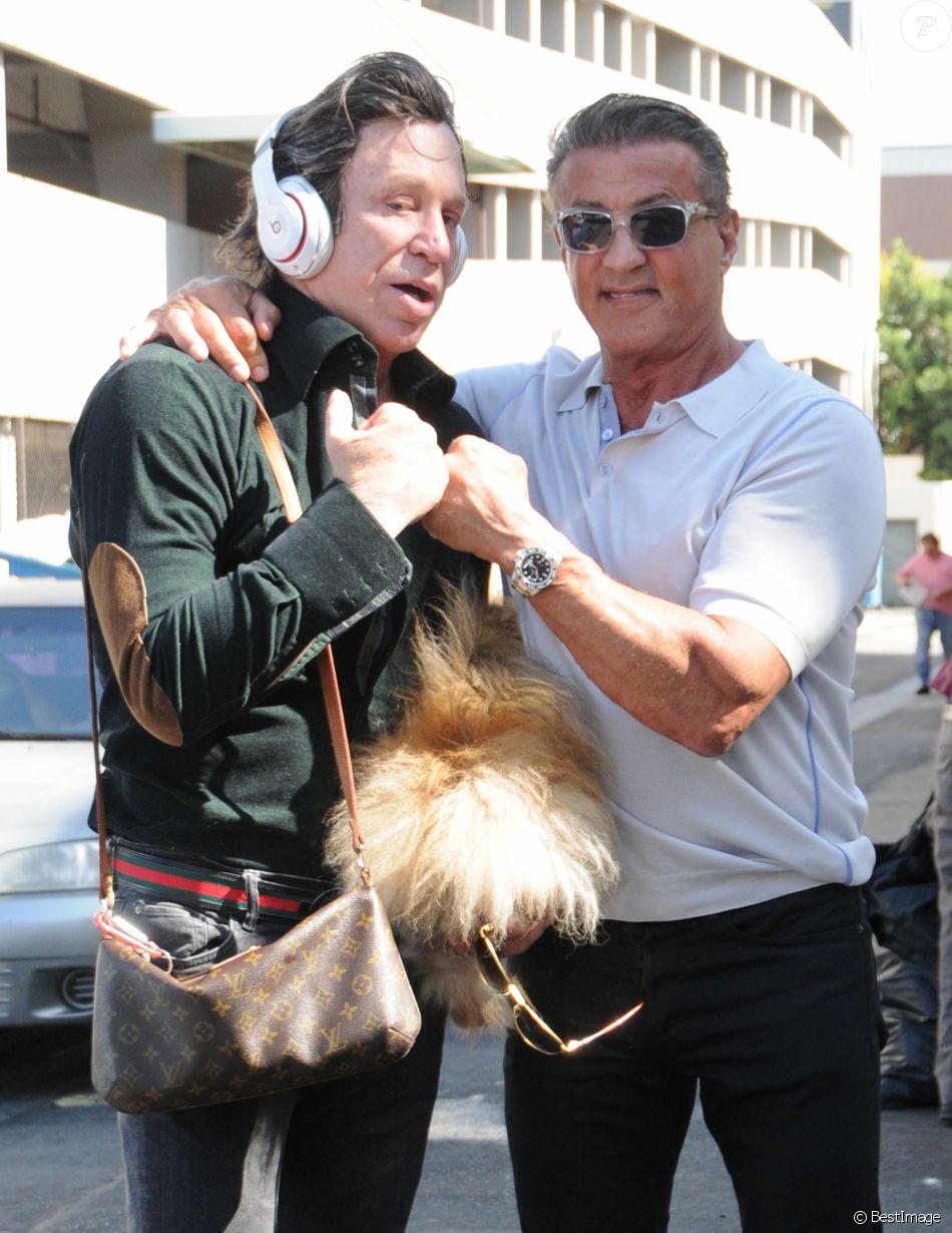 Rencontre Inattendue : Sylvester Stallone Découvre Mon Travail Rencontre Inattendue : Sylvester Stallone Découvre Mon Travail