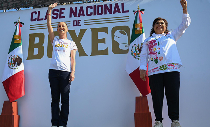 Revive La Emoción: Fotos De La Clase Nacional De Boxeo En El Zócalo Revive La Emoción: Fotos De La Clase Nacional De Boxeo En El Zócalo