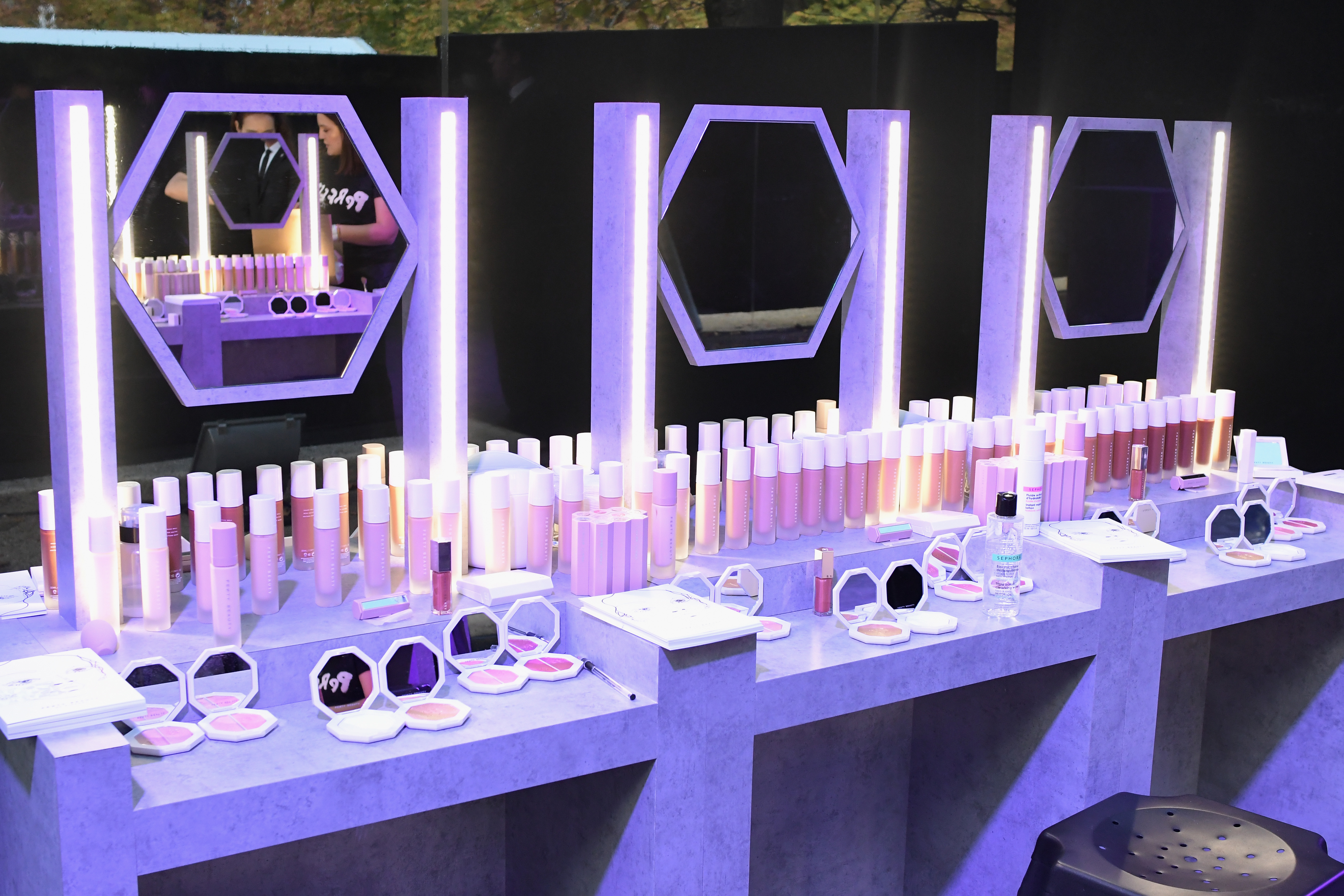 Rihanna's Glamorous Post-Fenty Beauty Event In Paris Rihanna's Glamorous Post-Fenty Beauty Event In Paris
