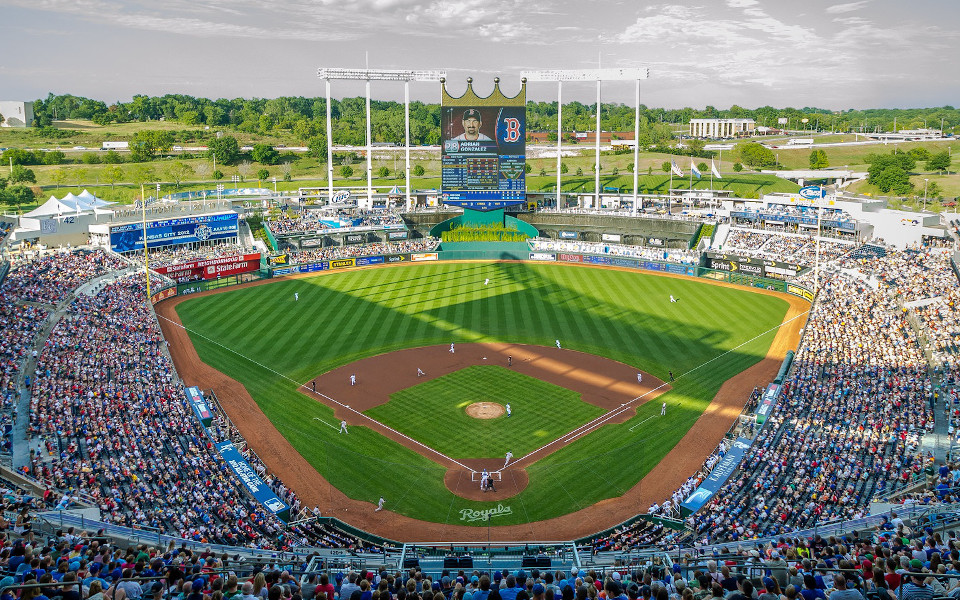 Royals' Opening Day Triumph: 11-1 Victory Against Brewers Royals' Opening Day Triumph: 11-1 Victory Against Brewers