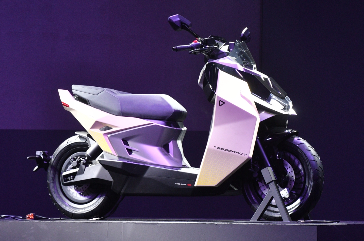 Rs 1.45 Lakh Ultraviolette Tesseract: Electric Scooter Launch And Specifications Rs 1.45 Lakh Ultraviolette Tesseract: Electric Scooter Launch And Specifications