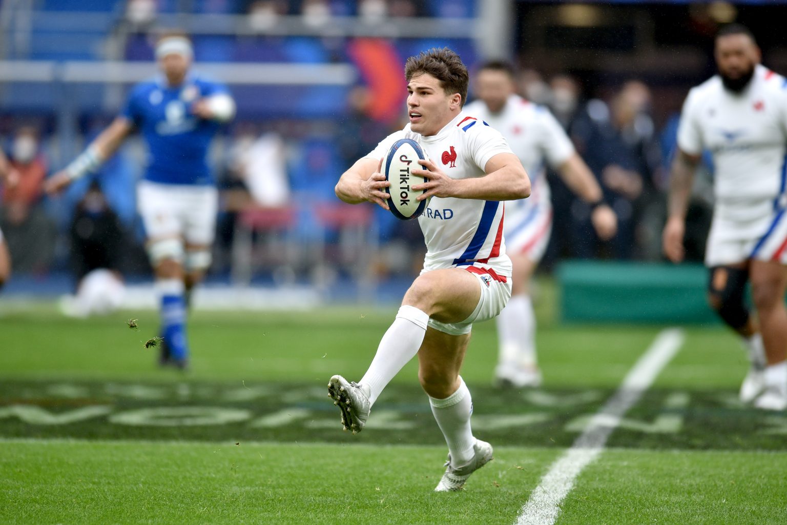 Rugby World Cup: Dupont's Dominant Performance Against Italy Rugby World Cup: Dupont's Dominant Performance Against Italy