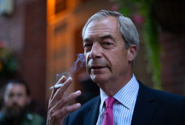 Rupert Lowe's Defamation Case Against Nigel Farage: False Allegations Rupert Lowe's Defamation Case Against Nigel Farage: False Allegations
