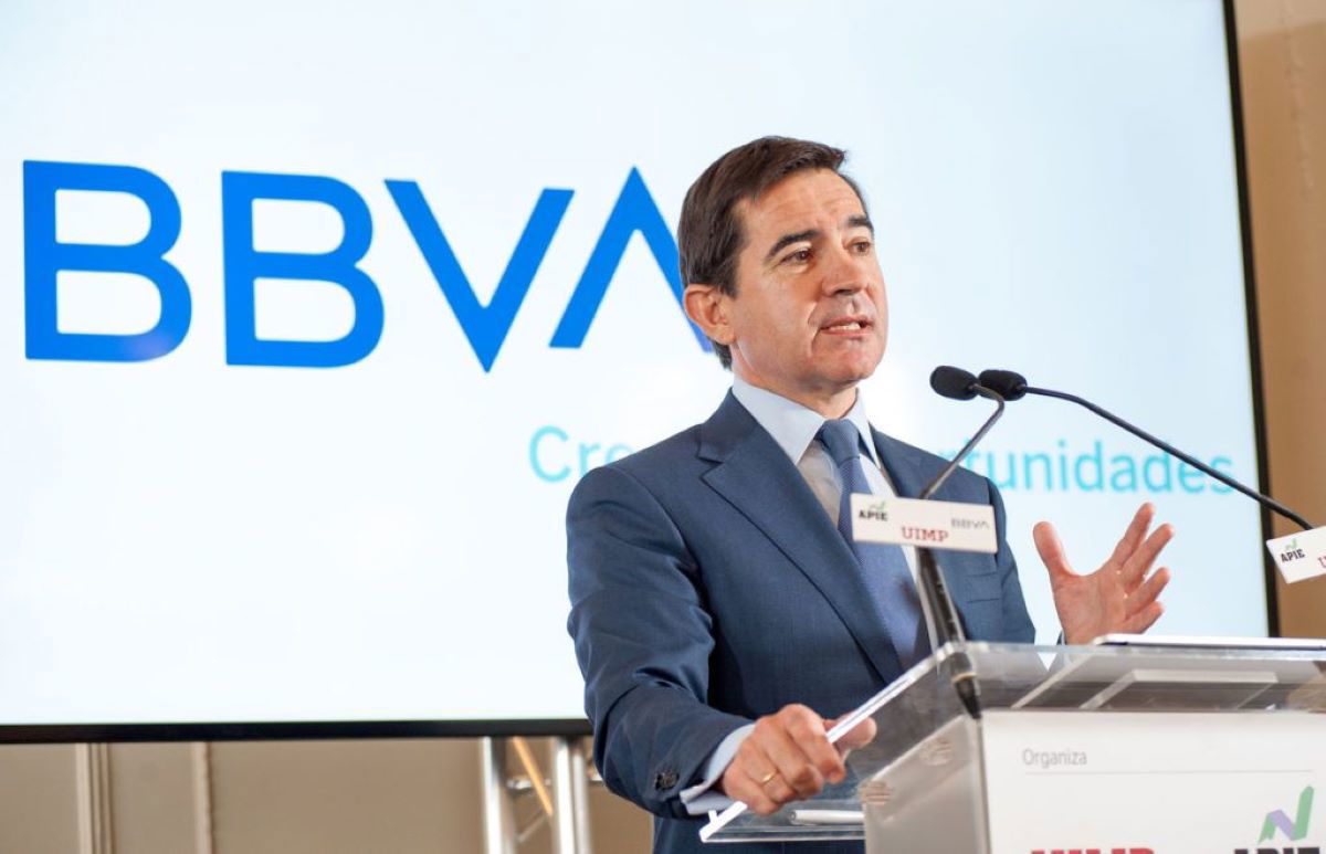 Sabadell Reportedly Seeks Unicaja Acquisition: Investor Discussions Underway