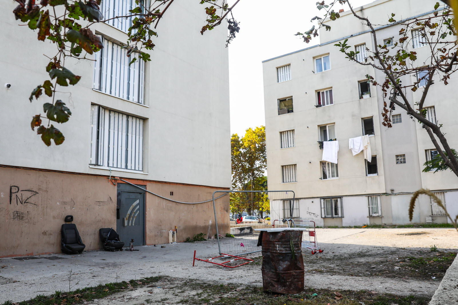 Saint-Ouen: L'école Maternelle Menacée Par Un Point De Deal Voisin Saint-Ouen: L'école Maternelle Menacée Par Un Point De Deal Voisin