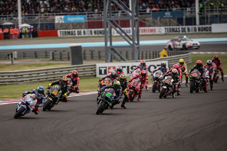 Saksikan Live Streaming MotoGP Argentina 2025: Balapan Dini Hari Saksikan Live Streaming MotoGP Argentina 2025: Balapan Dini Hari