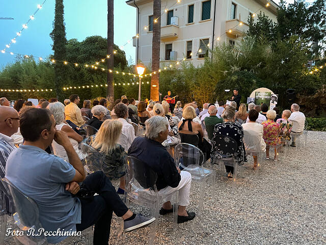 Sanremo: Evento Benefico Con La Fondazione L'Uomo E Il Pellicano - Un Successo! Sanremo: Evento Benefico Con La Fondazione L'Uomo E Il Pellicano - Un Successo!