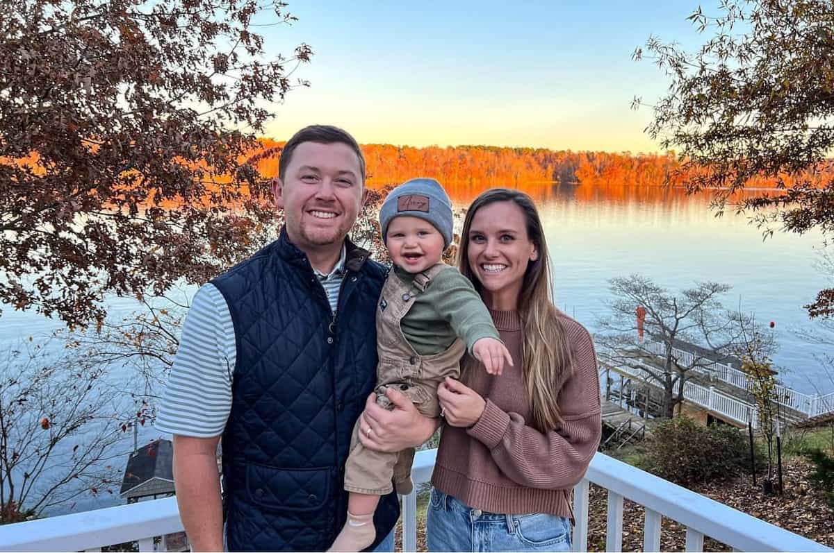 Scotty McCreery's Son Channels George Strait: A Heartwarming Video Scotty McCreery's Son Channels George Strait: A Heartwarming Video