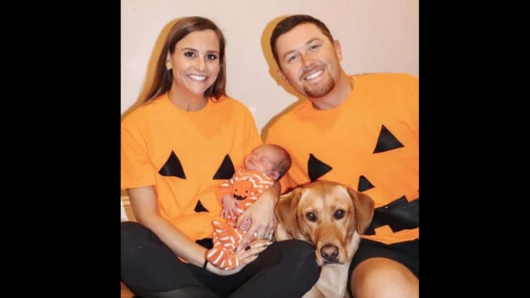 Scotty McCreery's Son Pays Sweet Tribute To Country Legend George Strait: Watch Now Scotty McCreery's Son Pays Sweet Tribute To Country Legend George Strait: Watch Now