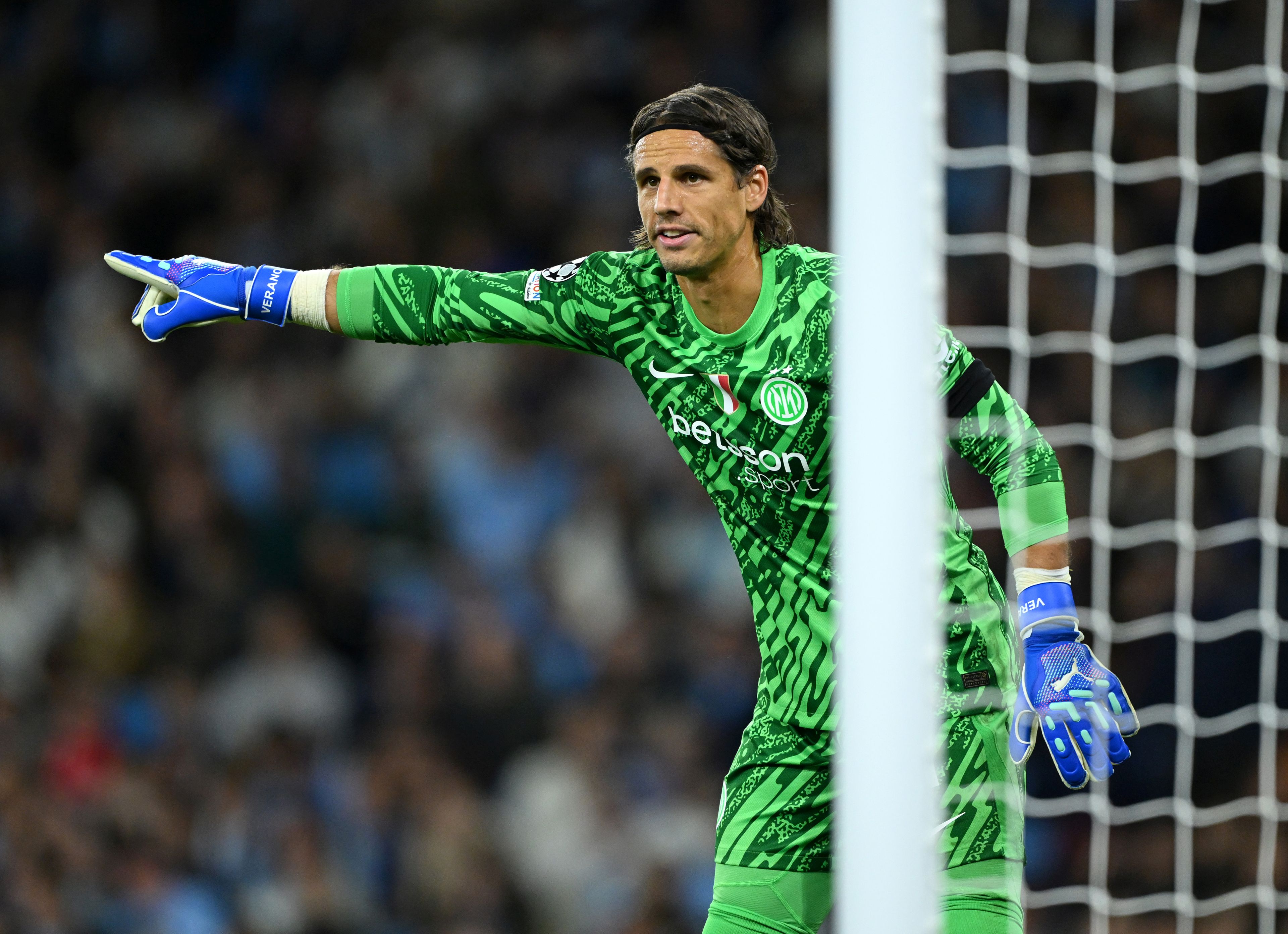 Serious Setback For Inter: Yann Sommer's Thumb Injury Raises Concerns Serious Setback For Inter: Yann Sommer's Thumb Injury Raises Concerns
