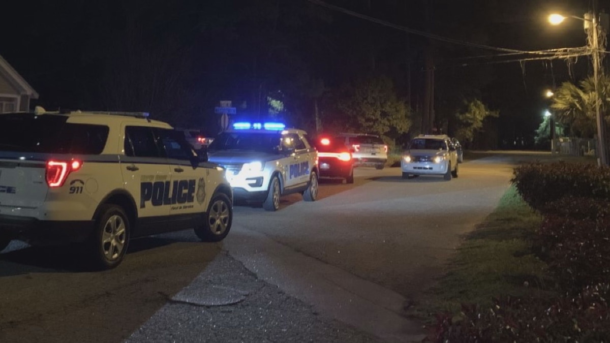 SLED Investigating Fatal Myrtle Beach Officer-Involved Shooting; 11 Injured SLED Investigating Fatal Myrtle Beach Officer-Involved Shooting; 11 Injured