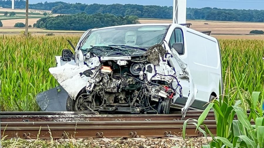 Śmierć Pięcioosobowej Rodziny Na Przejeździe Kolejowym – Brak Odpowiedzialności Za Tragedię. Śmierć Pięcioosobowej Rodziny Na Przejeździe Kolejowym – Brak Odpowiedzialności Za Tragedię.