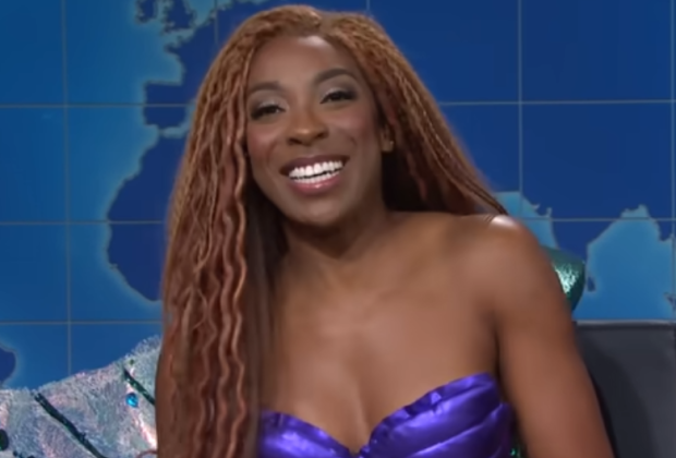 SNL Weekend Update: Ego Nwodim And Audience Outburst SNL Weekend Update: Ego Nwodim And Audience Outburst