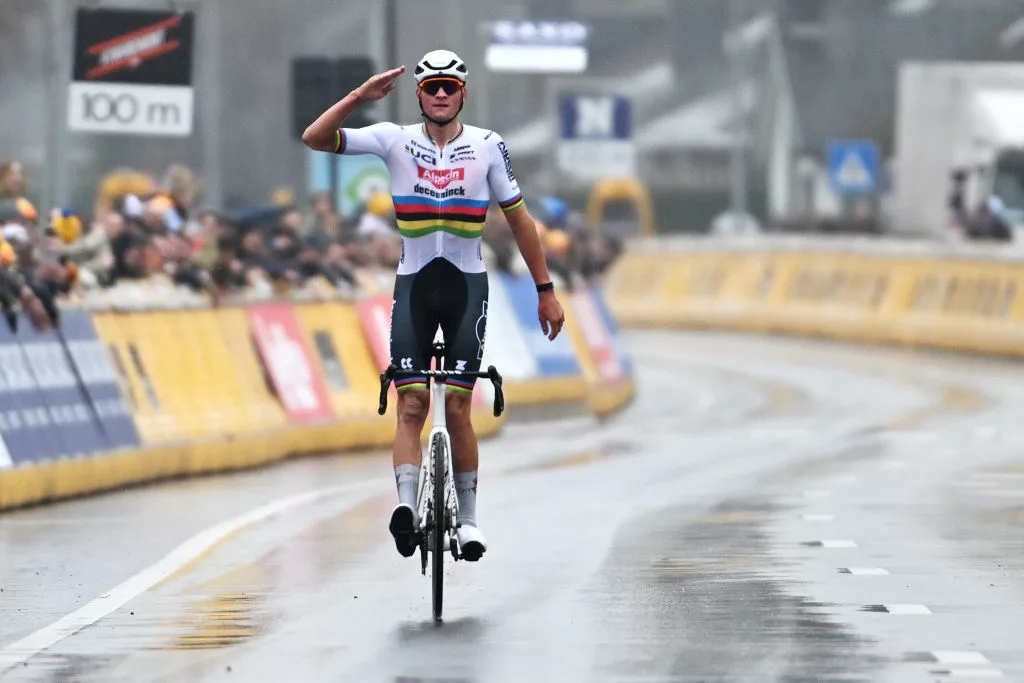 Spectator Avoids Jail After Spitting Incident At E3 Saxo Classic Involving Van Der Poel