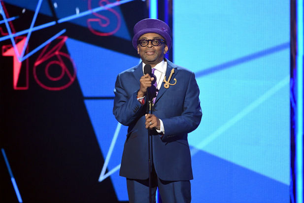Spike Lee Receives Special Gift From Jimmy Butler After Recent Win Spike Lee Receives Special Gift From Jimmy Butler After Recent Win