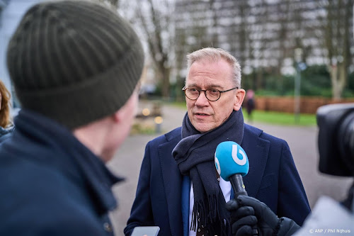 Spoedberaad Geëist: Eppo Bruins En NPO Over Leeflang Spoedberaad Geëist: Eppo Bruins En NPO Over Leeflang