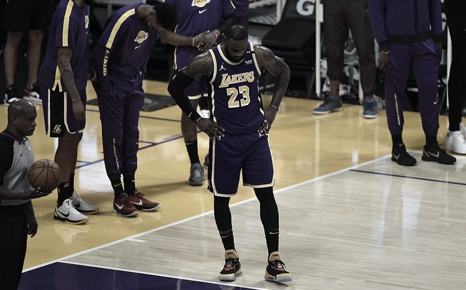 Stay Updated On The LA Lakers With VAVEL United States Stay Updated On The LA Lakers With VAVEL United States