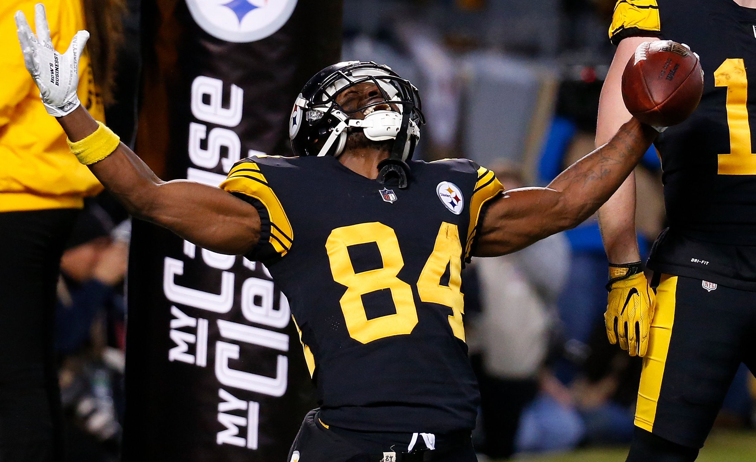 Steelers Decline Trade Offers: Wide Receiver Remains In Pittsburgh Steelers Decline Trade Offers: Wide Receiver Remains In Pittsburgh