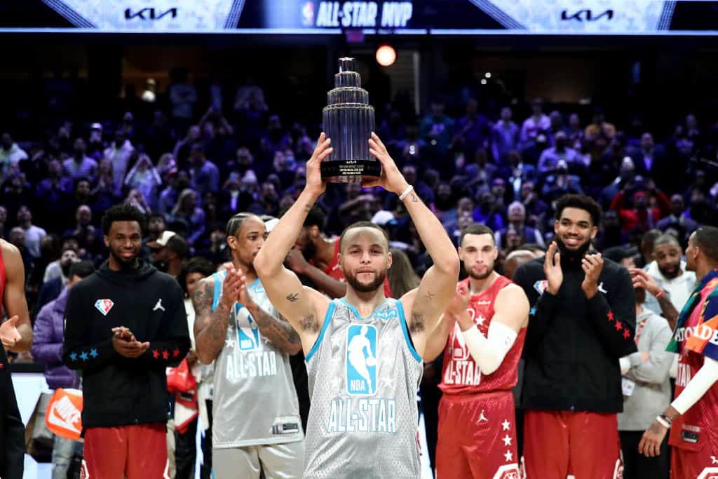 Steph Curry Caps All-Star Weekend With Championship Win In Revised Format Steph Curry Caps All-Star Weekend With Championship Win In Revised Format