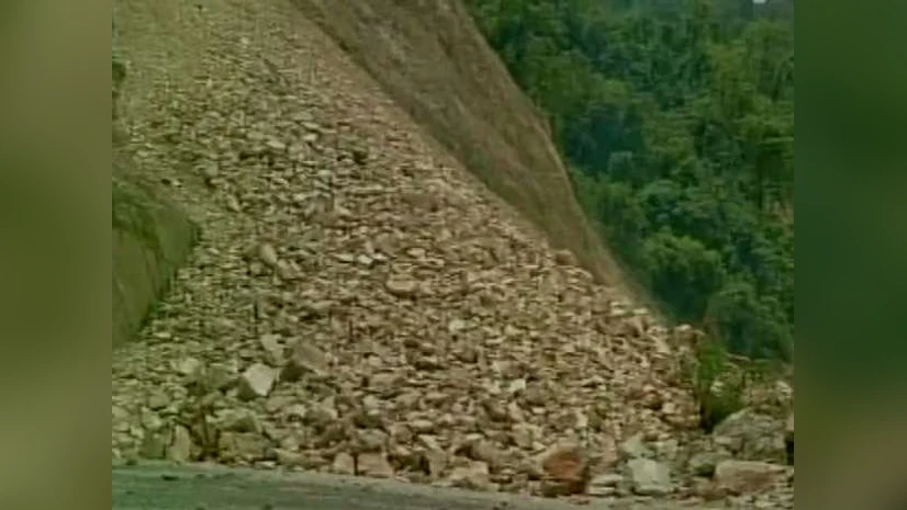 Swiss Mountain Municipality Partially Evacuated: Landslide Threat Swiss Mountain Municipality Partially Evacuated: Landslide Threat