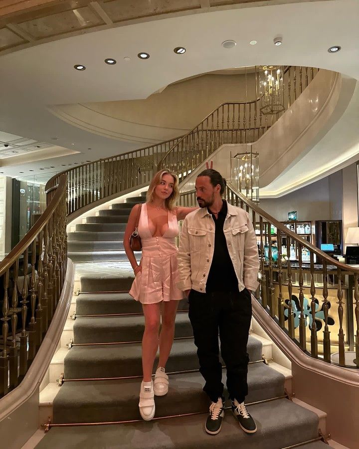 Sydney Sweeney's Post-Split Safari Adventure With Friends Sydney Sweeney's Post-Split Safari Adventure With Friends