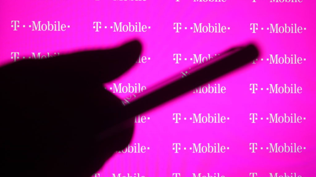 T-Mobile Hit With $16 Million Fine Over Data Breaches (2020-2022)