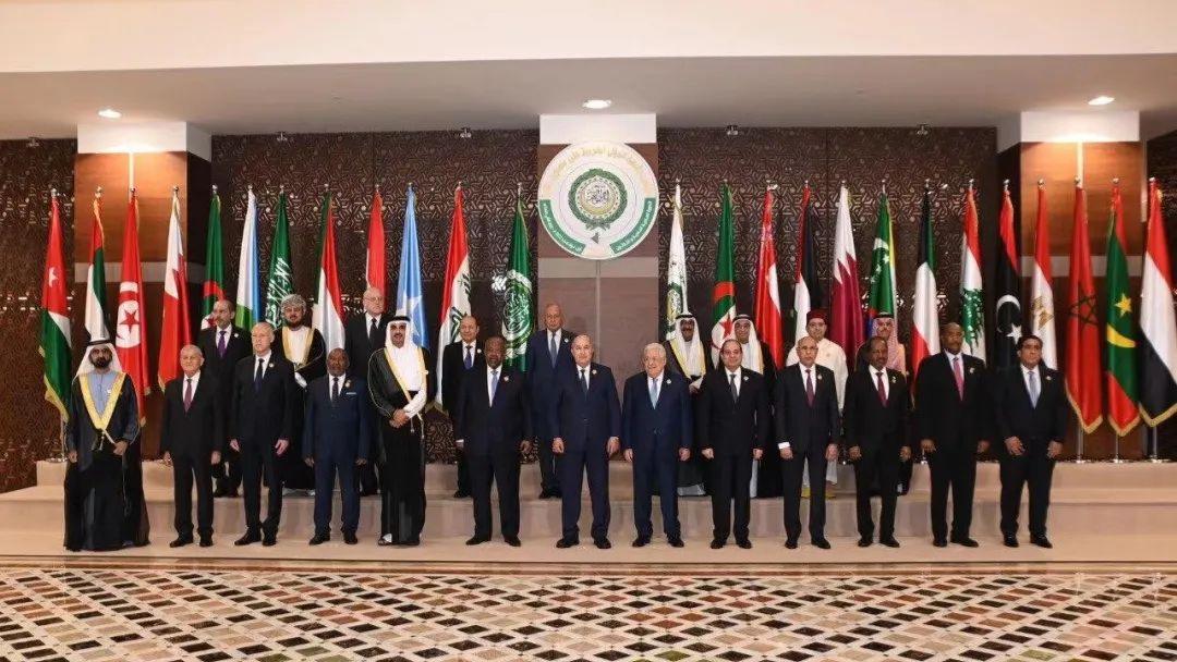 تعزيز سلسلة التعاون المميزة في مواجهة تحديات الشباب